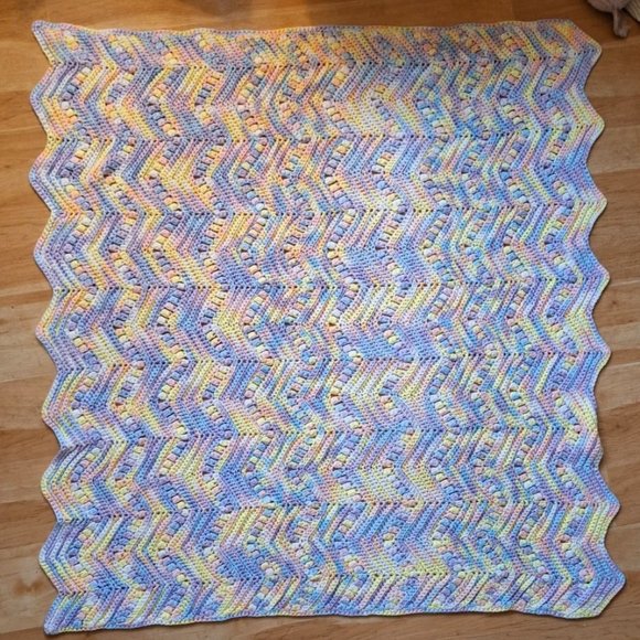Handmade Crochet Blanket Unisex Baby Crib Lap Cottage Core 42"x42" - Picture 2 of 4